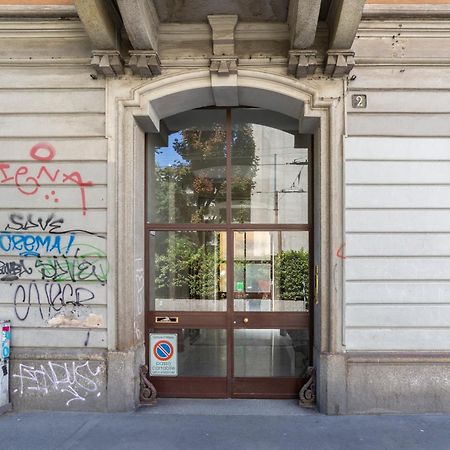 Porta Romana Comfy Apartment Milan Bagian luar foto