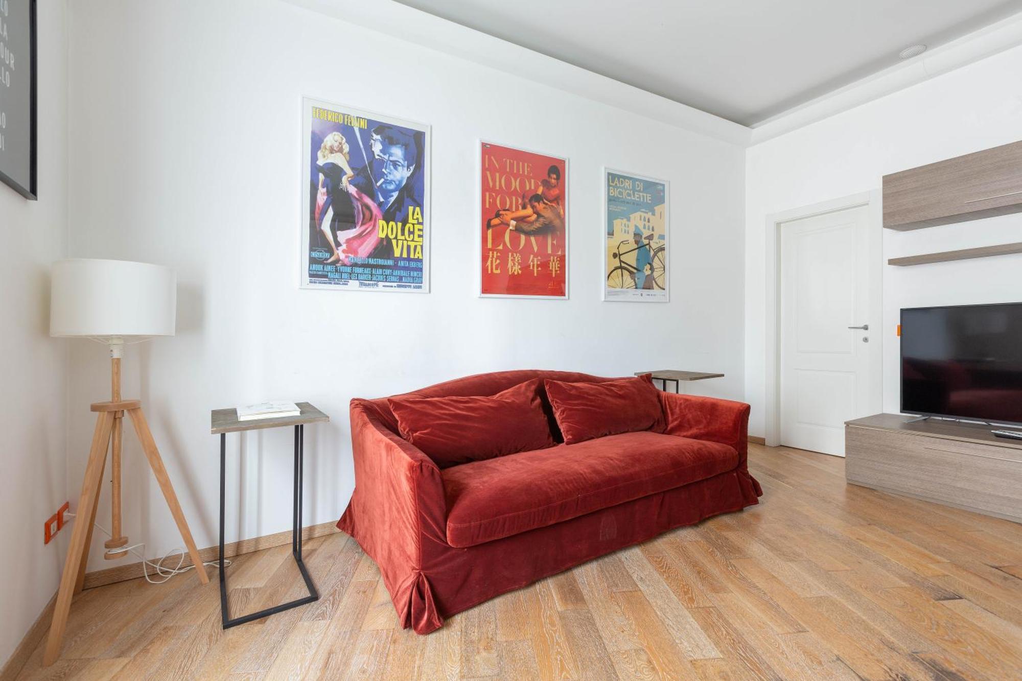 Porta Romana Comfy Apartment Milan Bagian luar foto