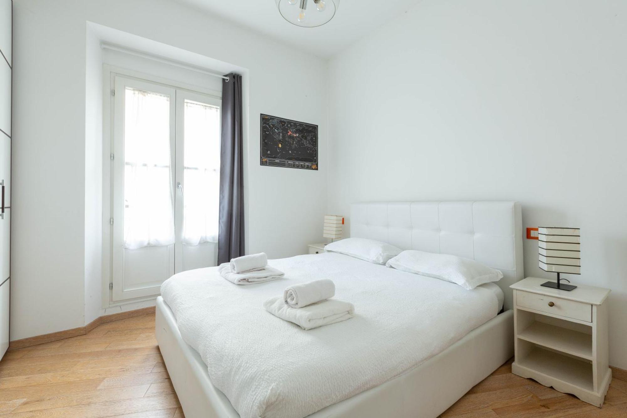 Porta Romana Comfy Apartment Milan Bagian luar foto